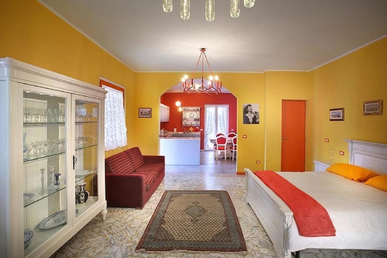Appartement Attico Incerpi, Terrazza Sui Tetti Di Montecatini Terme Extérieur photo